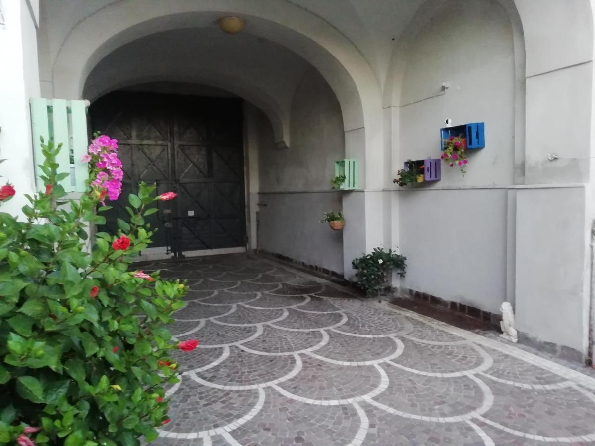 Residenza Caserta Sud - Appartamento Con Giardino Extérieur photo