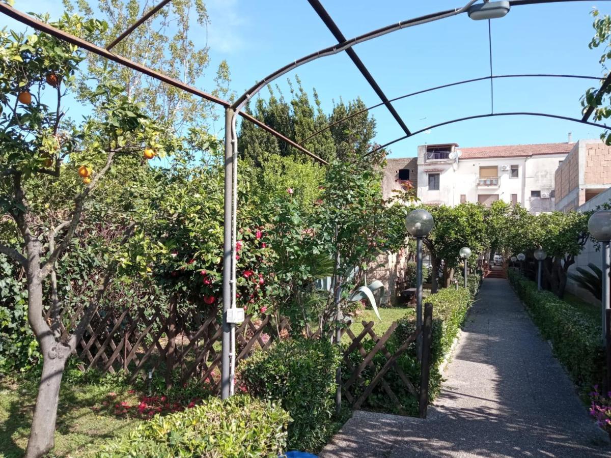 Residenza Caserta Sud - Appartamento Con Giardino Extérieur photo