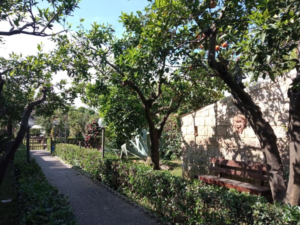 Residenza Caserta Sud - Appartamento Con Giardino Extérieur photo