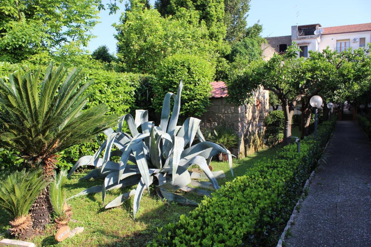 Residenza Caserta Sud - Appartamento Con Giardino Extérieur photo