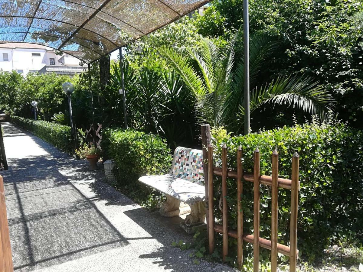 Residenza Caserta Sud - Appartamento Con Giardino Extérieur photo