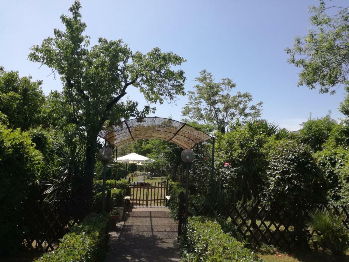 Residenza Caserta Sud - Appartamento Con Giardino Extérieur photo